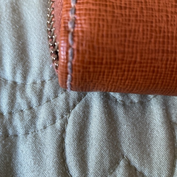 In excellent condition wallet. - Picture 5 of 10